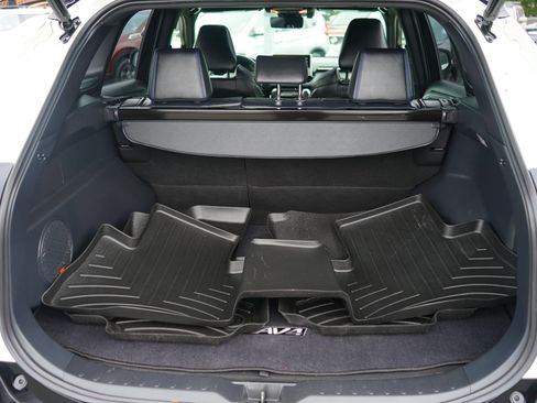 Used 2019 Toyota RAV4 XSE AWD/4WD image 28
