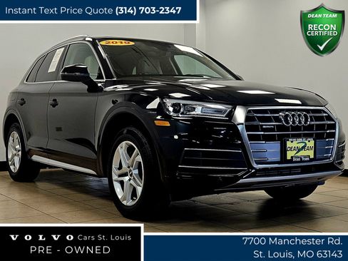 Used 2019 Audi Q5 2.0T Premium w/ Convenience Package image 1