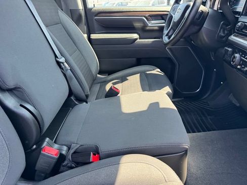 Certified 2025 Chevrolet Silverado 2500 LT w/ Convenience Package AWD/4WD image 7