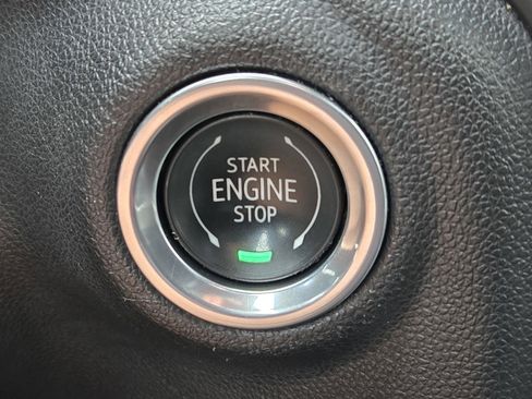 Used 2021 GMC Sierra 1500 SLT w/ SLT Premium Plus Package image 22