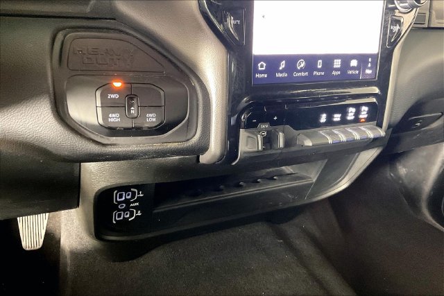 Used 2026 RAM 2500 Big Horn AWD/4WD image 13