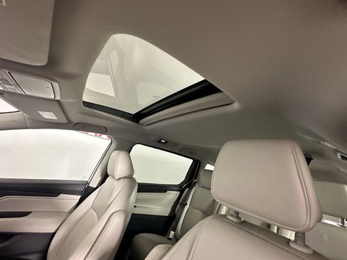 Used 2025 Honda Odyssey EX-L image 21