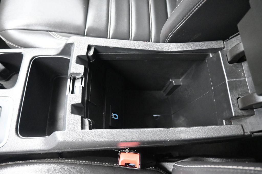 Used 2019 Ford Escape SEL AWD/4WD image 24