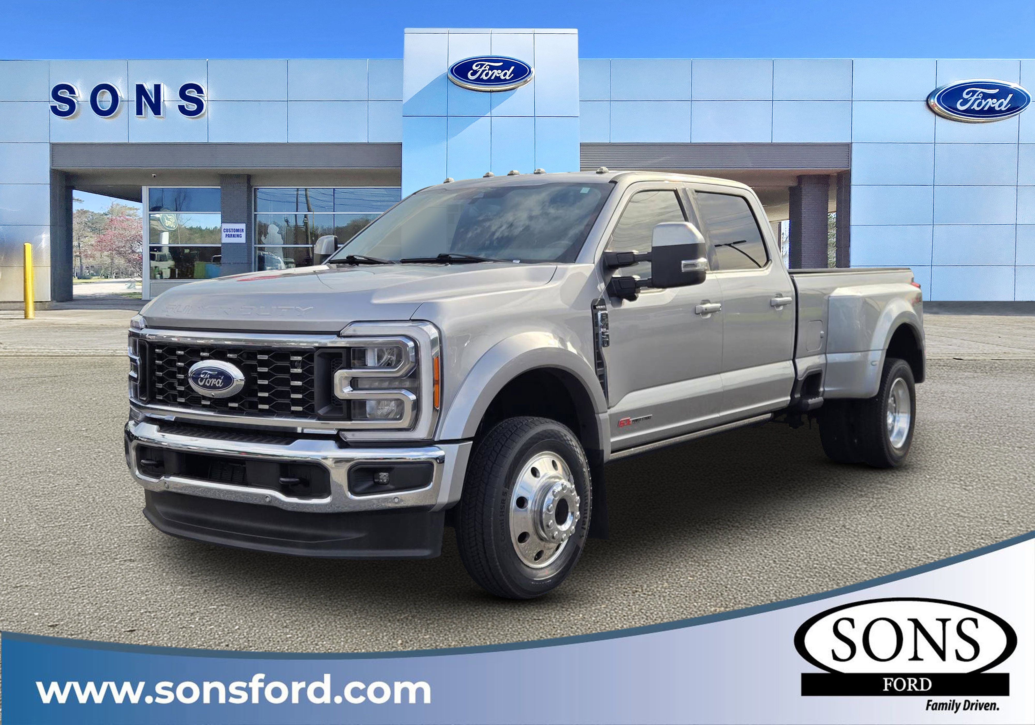 Used 2023 Ford F450 Lariat w/ Lariat Ultimate Package AWD/4WD image 1