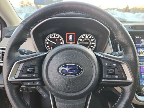 Used 2021 Subaru Outback Limited image 19