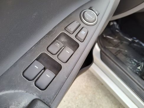 Used 2012 Hyundai Sonata GLS image 17