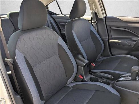 Used 2025 Nissan Versa SV image 19