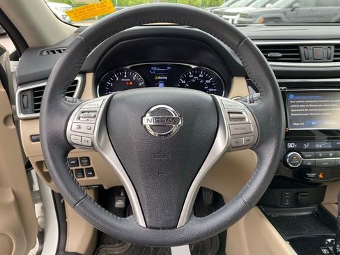Used 2016 Nissan Rogue SL w/ SL Premium Package image 12