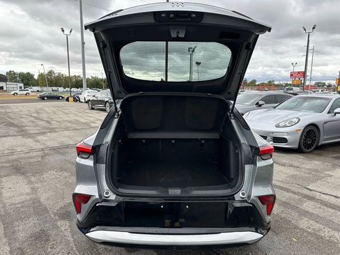 Used 2025 Buick Envista Sport Touring image 18