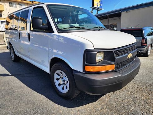 Used 2014 Chevrolet Express 1500 LS image 4