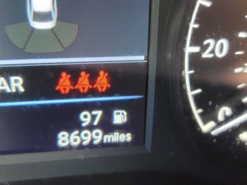 Used 2025 Nissan Altima 2.5 S FWD image 35