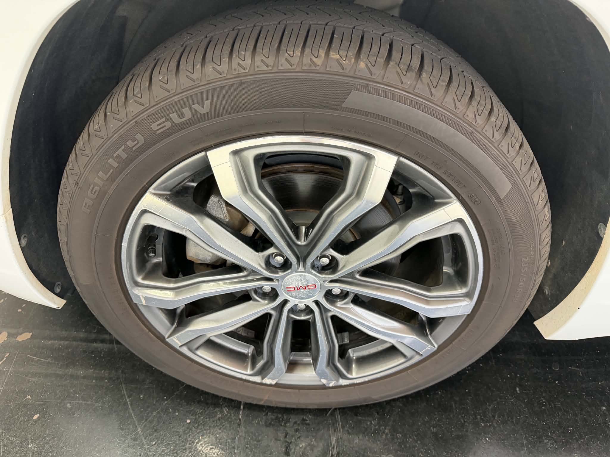 Used 2018 GMC Terrain Denali w/ Advanced Safety Package FWD image 23