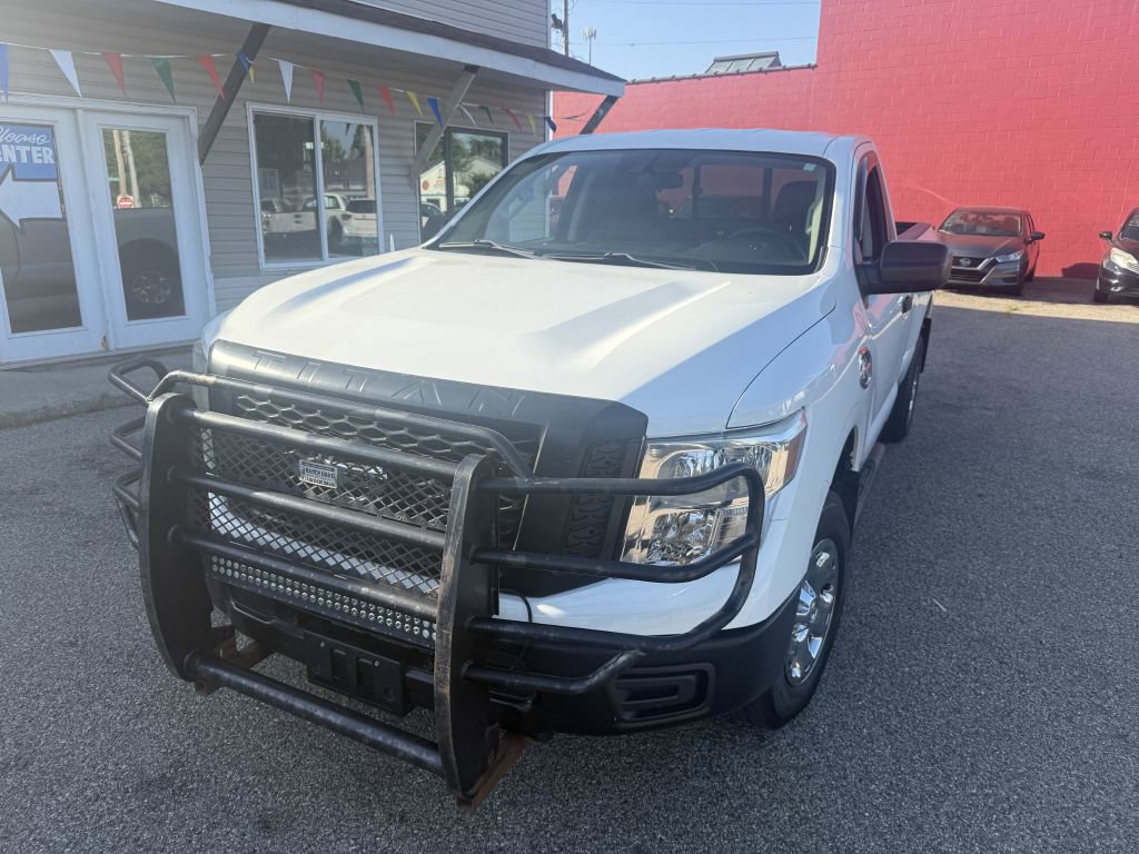 Used 2017 Nissan Titan S AWD/4WD image 1