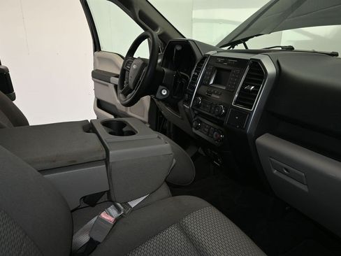 Used 2018 Ford F150 XLT RWD image 12