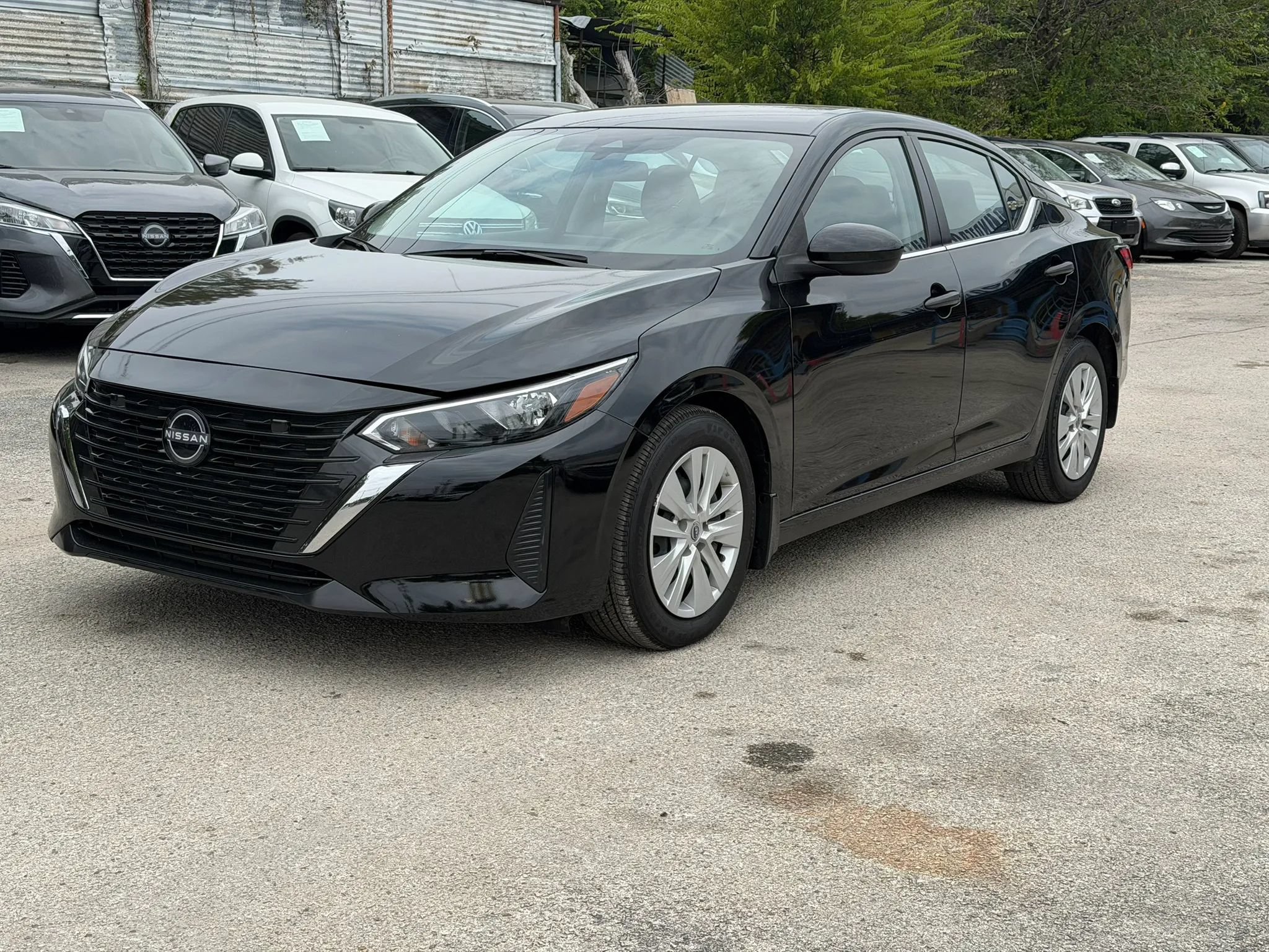 Used 2025 Nissan Sentra S FWD image 3