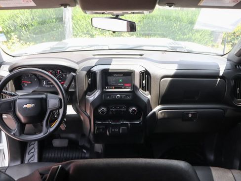 Used 2023 Chevrolet Silverado 3500 W/T AWD/4WD image 28