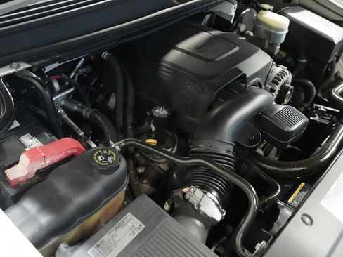 Used 2009 GMC Yukon Denali image 30