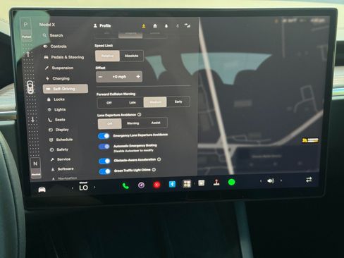 Used 2024 Tesla Model X AWD/4WD image 30