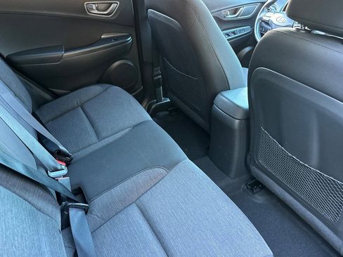 Used 2019 Hyundai Kona SEL image 29