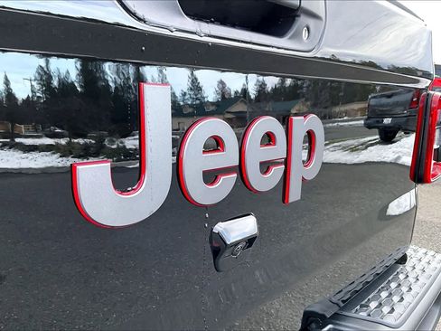 New 2026 Jeep Gladiator Rubicon AWD/4WD image 7