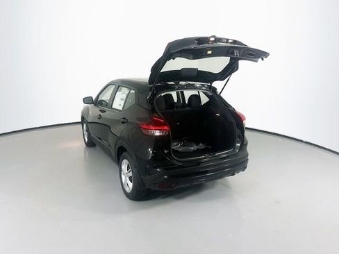New 2025 Nissan Kicks Play S w/ Interior Electronics Package FWD image 23