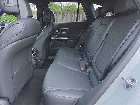 Certified 2026 Mercedes-Benz GLC 300 4MATIC image 12