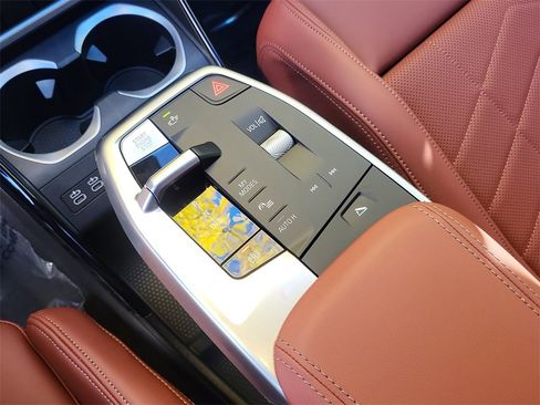 New 2026 BMW X1 xDrive28i w/ M Sport Package image 30