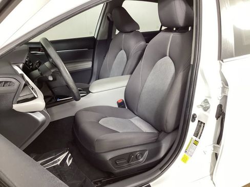Used 2022 Toyota Camry LE FWD image 26