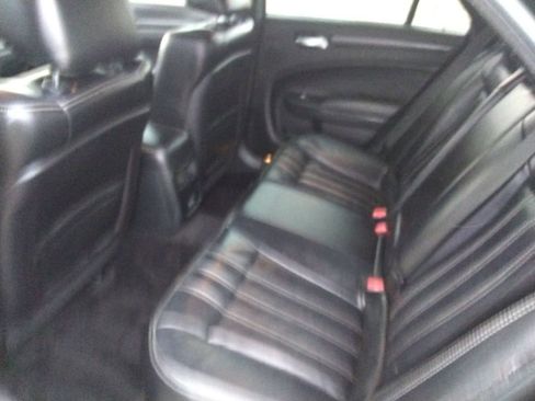 Used 2016 Chrysler 300 S image 19