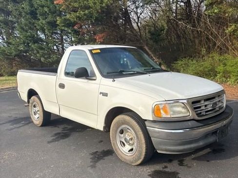 Used 2000 Ford F150 2WD Regular Cab image 3