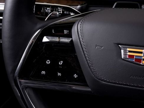 Used 2026 Cadillac Escalade Platinum Sport w/ LPO, Floor Liner Package AWD/4WD image 47