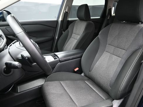 Used 2025 Nissan Rogue SV image 16