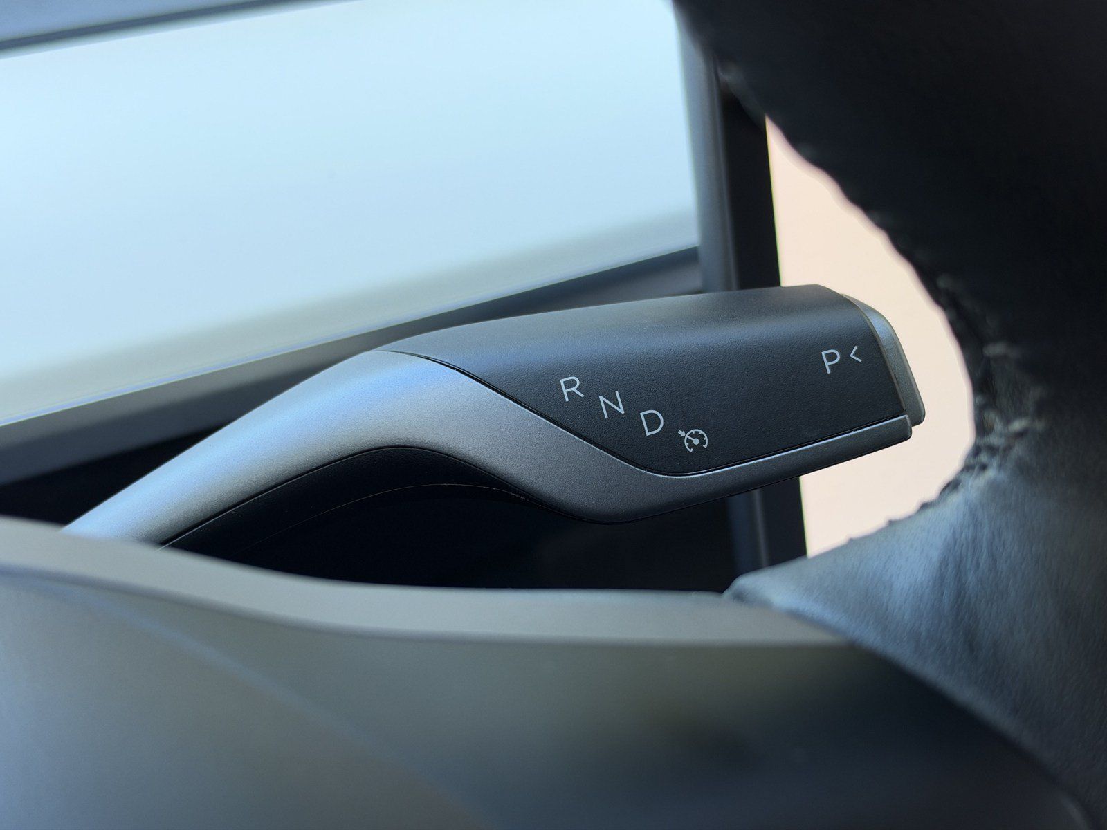 Used 2023 Tesla Model Y Performance AWD/4WD image 16