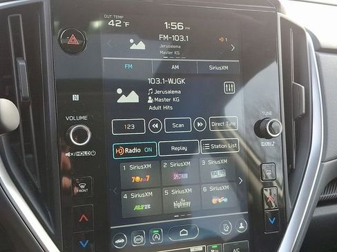 Used 2024 Subaru Crosstrek 2.0i Premium image 17