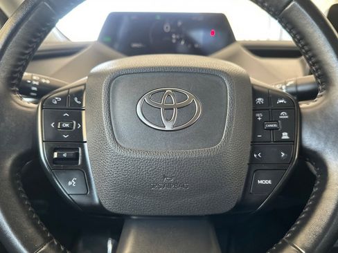 Used 2023 Toyota Prius LE FWD image 23