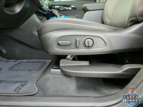 Used 2024 Chevrolet Traverse RS image 27