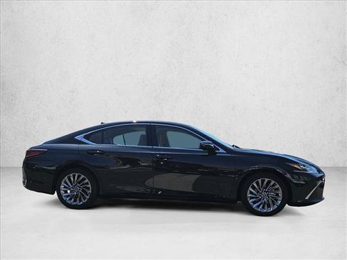 Used 2024 Lexus ES 300h w/ Accessory Package (Z2) FWD image 5