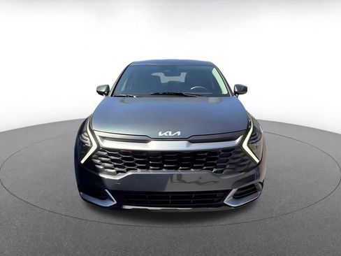 Used 2025 Kia Sportage LX image 4