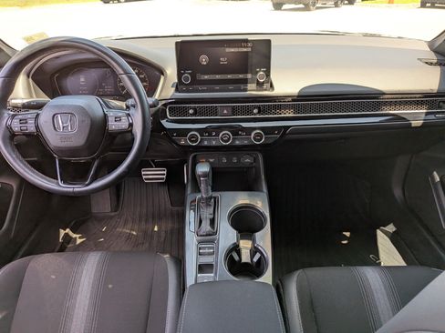 Used 2025 Honda Civic Sport image 16