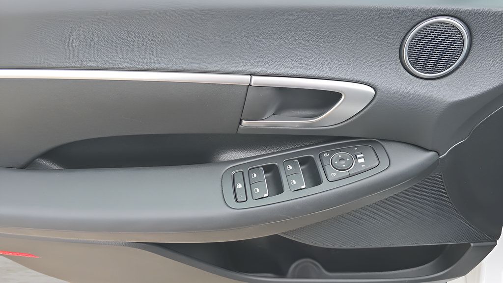 Certified 2026 Hyundai Sonata SE FWD image 16