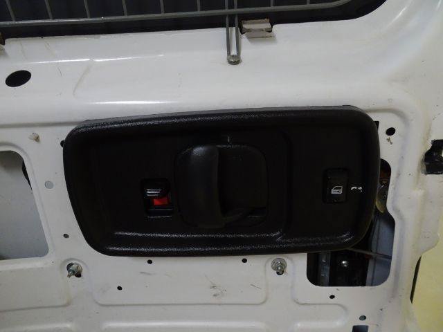 Used 2015 Chevrolet Express 2500 RWD image 20