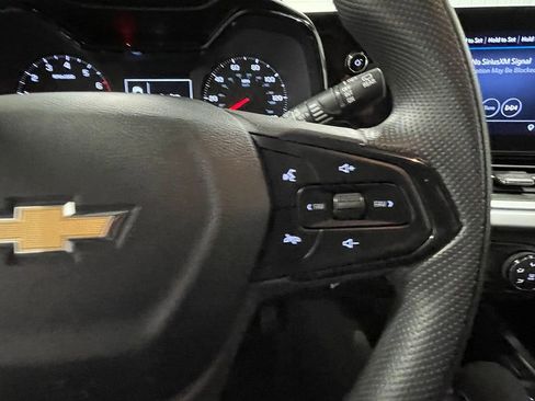 Used 2024 Chevrolet Trax LS w/ Driver Confidence Package FWD image 33