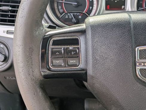 Used 2017 Dodge Journey SXT w/ Comfort/Convenience Group image 19