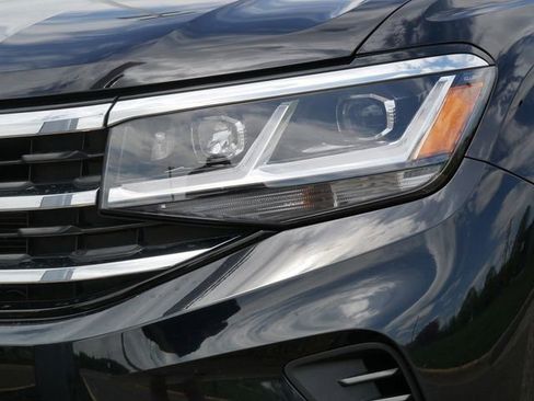 Certified 2022 Volkswagen Atlas SE AWD/4WD image 10