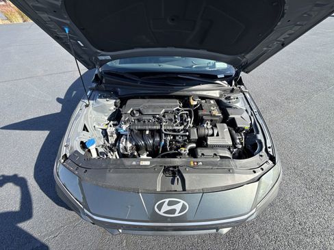 New 2025 Hyundai Elantra Sport image 26