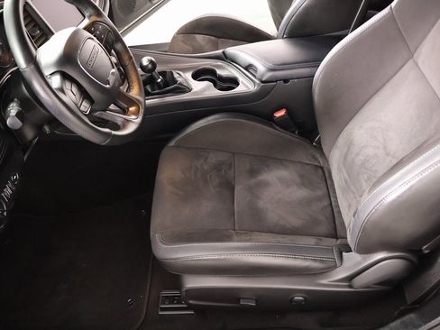 Used 2023 Dodge Challenger R/T w/ Plus Package image 11