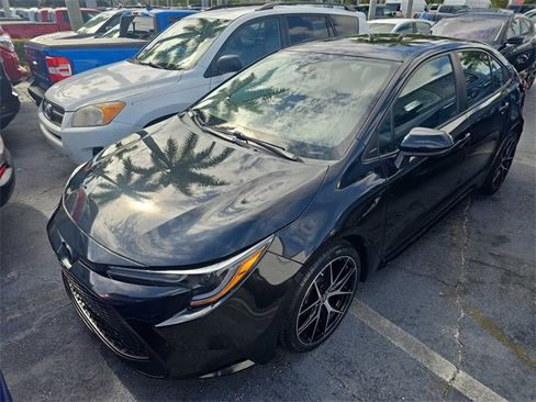 Used 2022 Toyota Corolla LE image 25