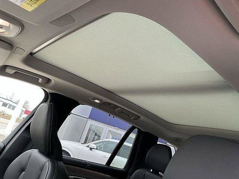 New 2026 Volvo XC90 T8 Ultra w/ Protection Package AWD/4WD image 17