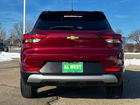 Used 2025 Chevrolet TrailBlazer LT image 6