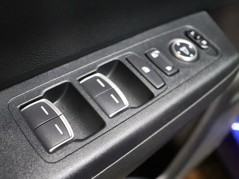 Used 2025 Honda CR-V EX-L image 29